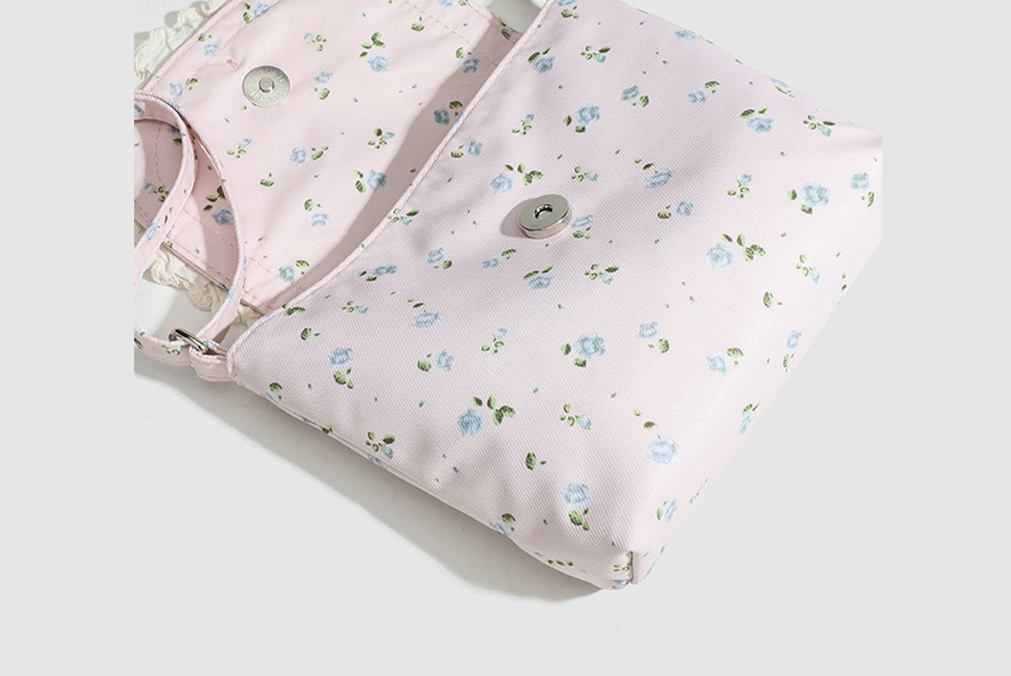 Fresh and elegant floral crossbody bag