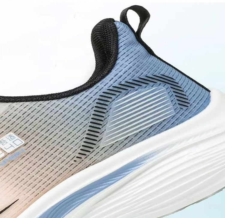 Lightweight and Breathable Men's Running Shoes for Summer