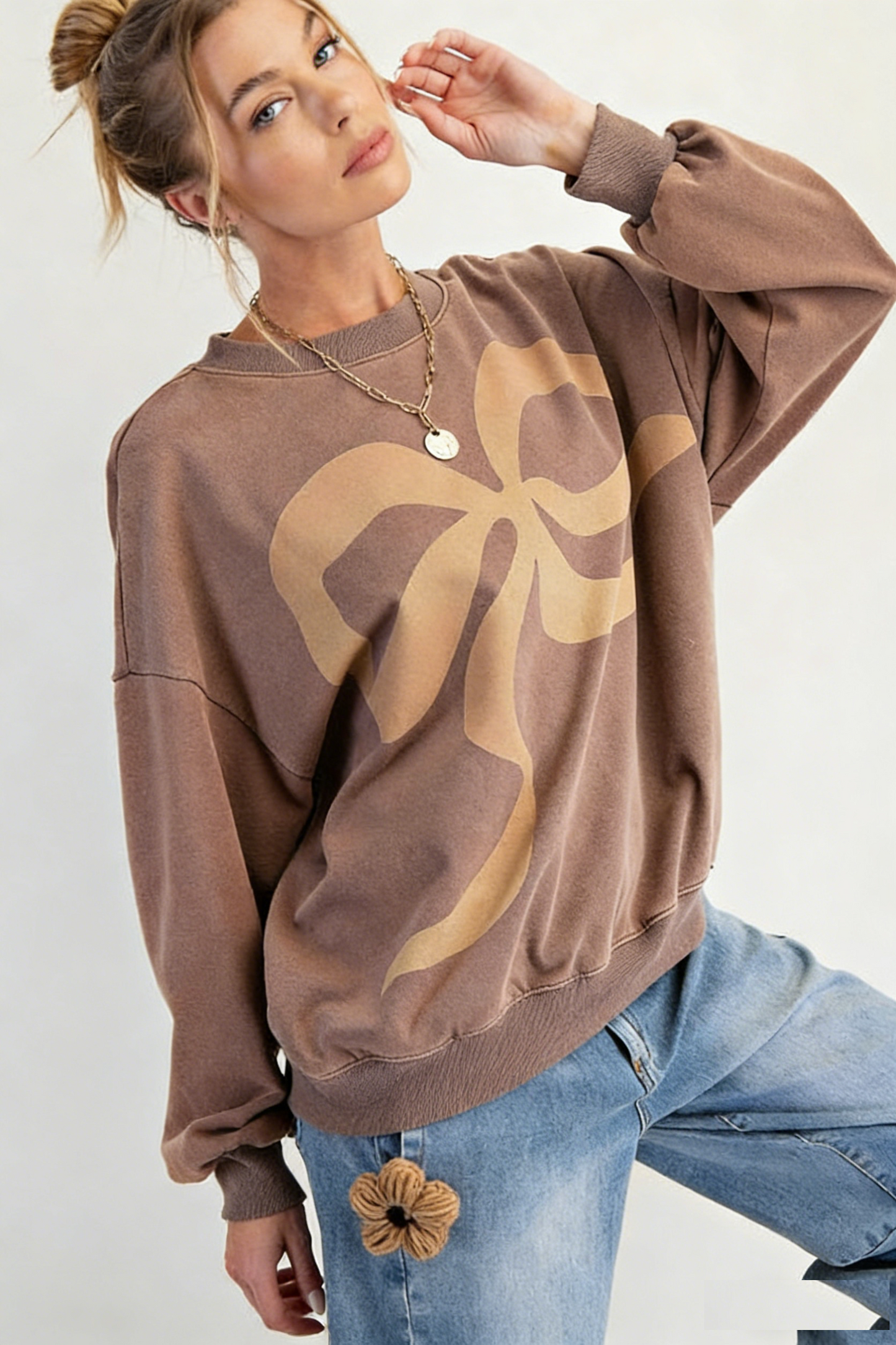 Printed Bow-Tie Crew Neck Pullover Sweatshirt