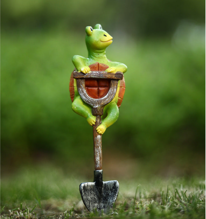 # Shovel-Shaped Dwarf Animal Garden Decor Pegboard