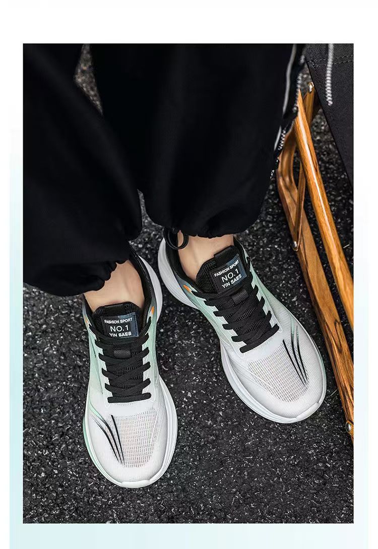 Lightweight and Breathable Men's Running Shoes for Summer