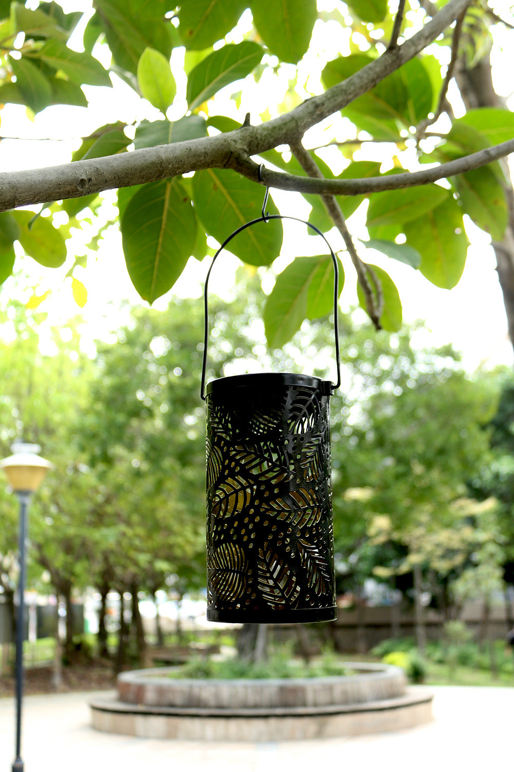 Solar-Powered Wrought Iron Hollow Projector Light