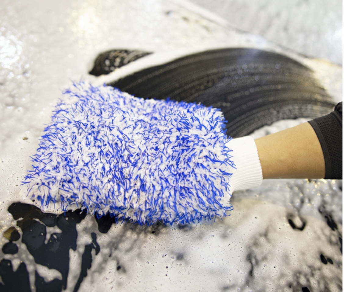 **Microfiber Car Wash Gloves**