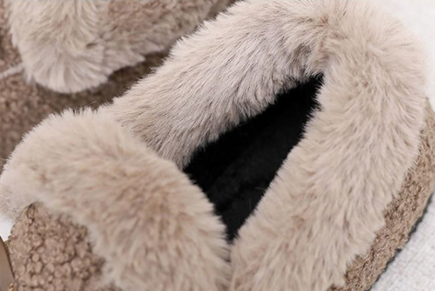 Women's Fleece-Lined Moccasins