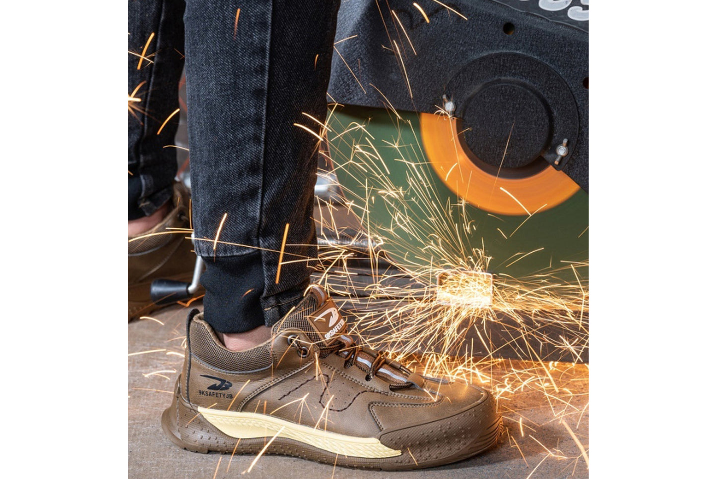 Men's Anti-Smashing and Puncture-Proof Safety Shoes