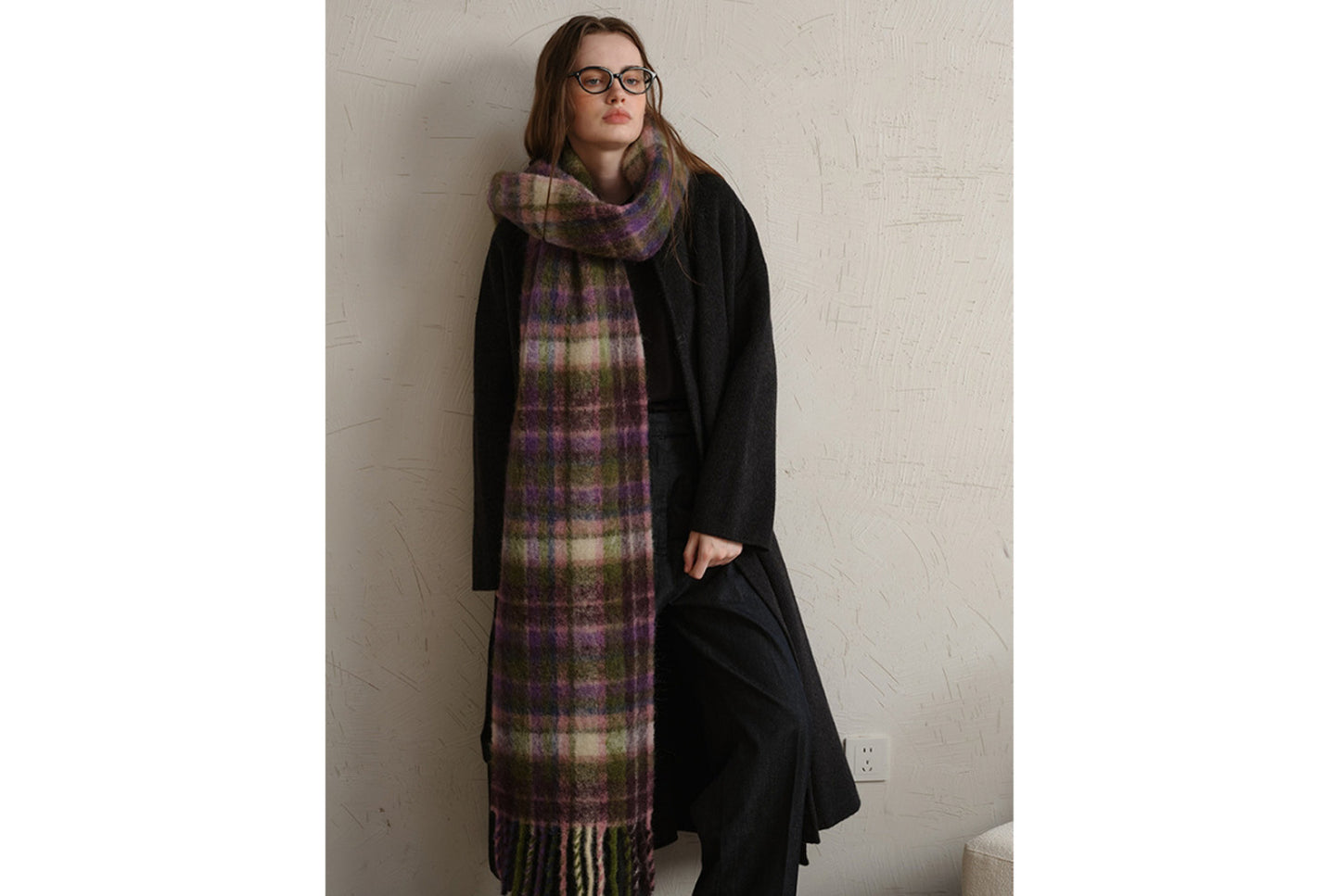 Retro Plaid Tassel Scarf