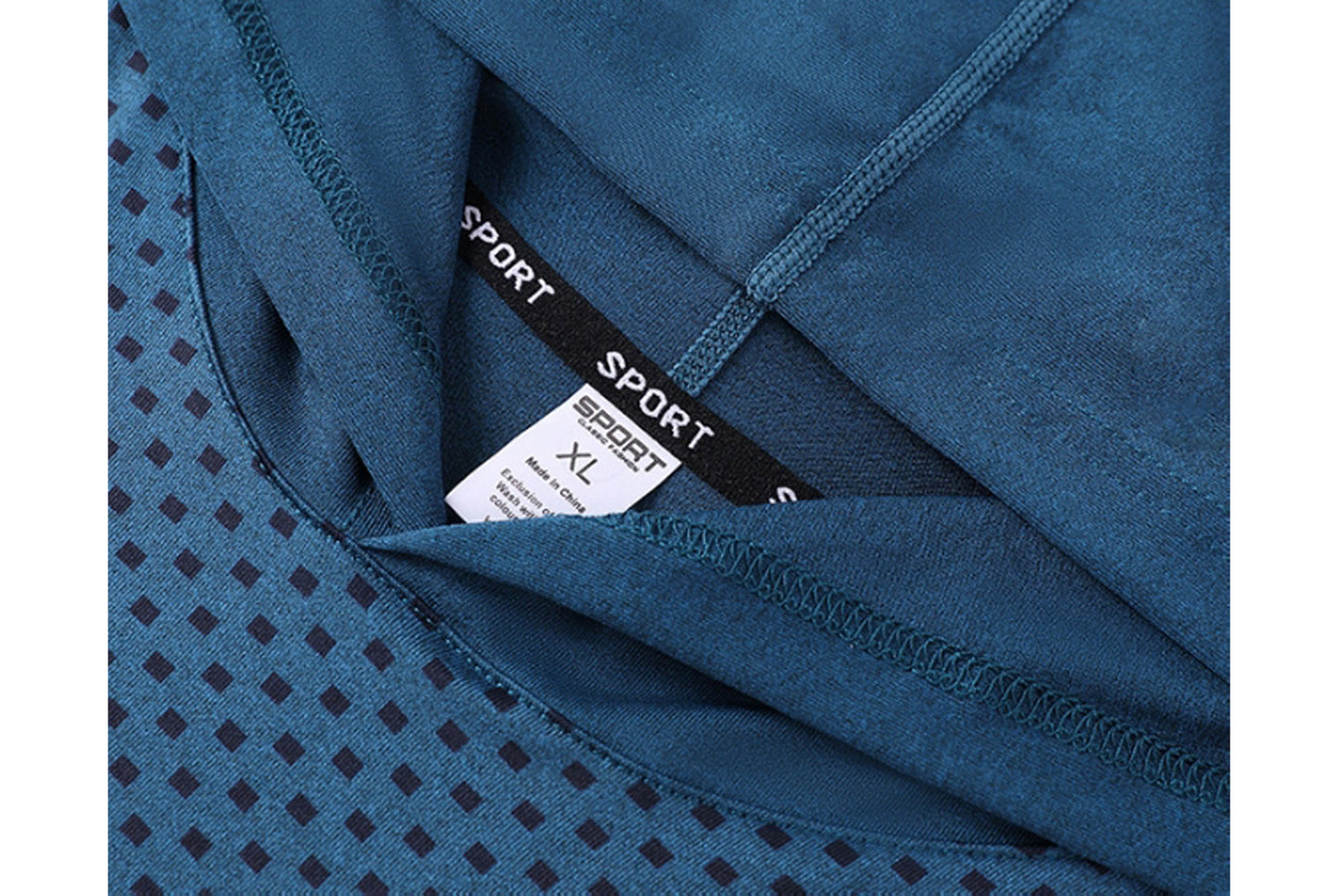 Tight-Fitting Long-Sleeve Sports Shirt