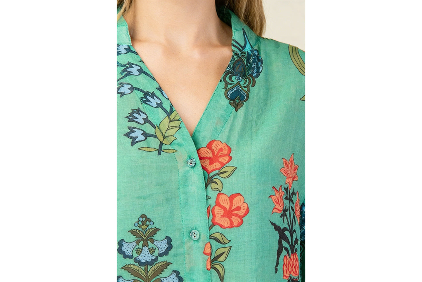 Fashionable Printed V-Neck Three-Quarter Sleeve Women's Shirt