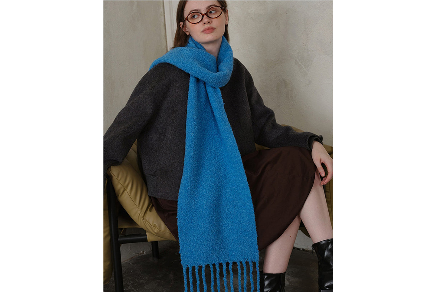 80% Wool Tassel Scarf