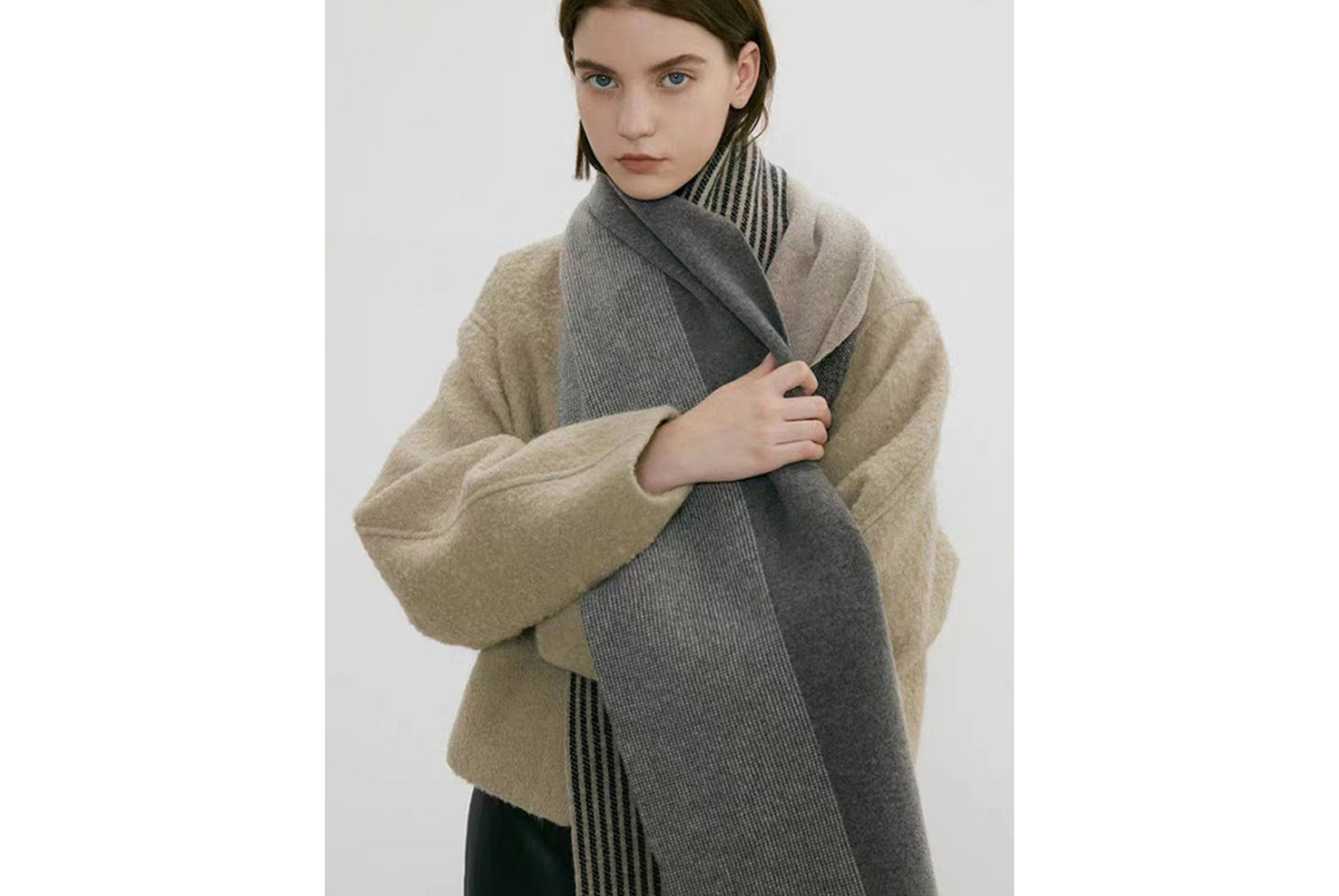 Retro Chic Knitted Scarf (Winter Couple Warm Scarf)