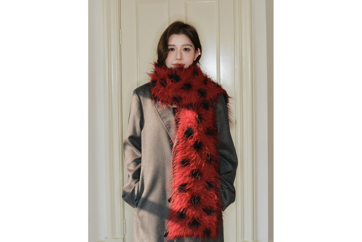 Fashionable Retro Color-Blocked Long-Pile Polka Dot Scarf