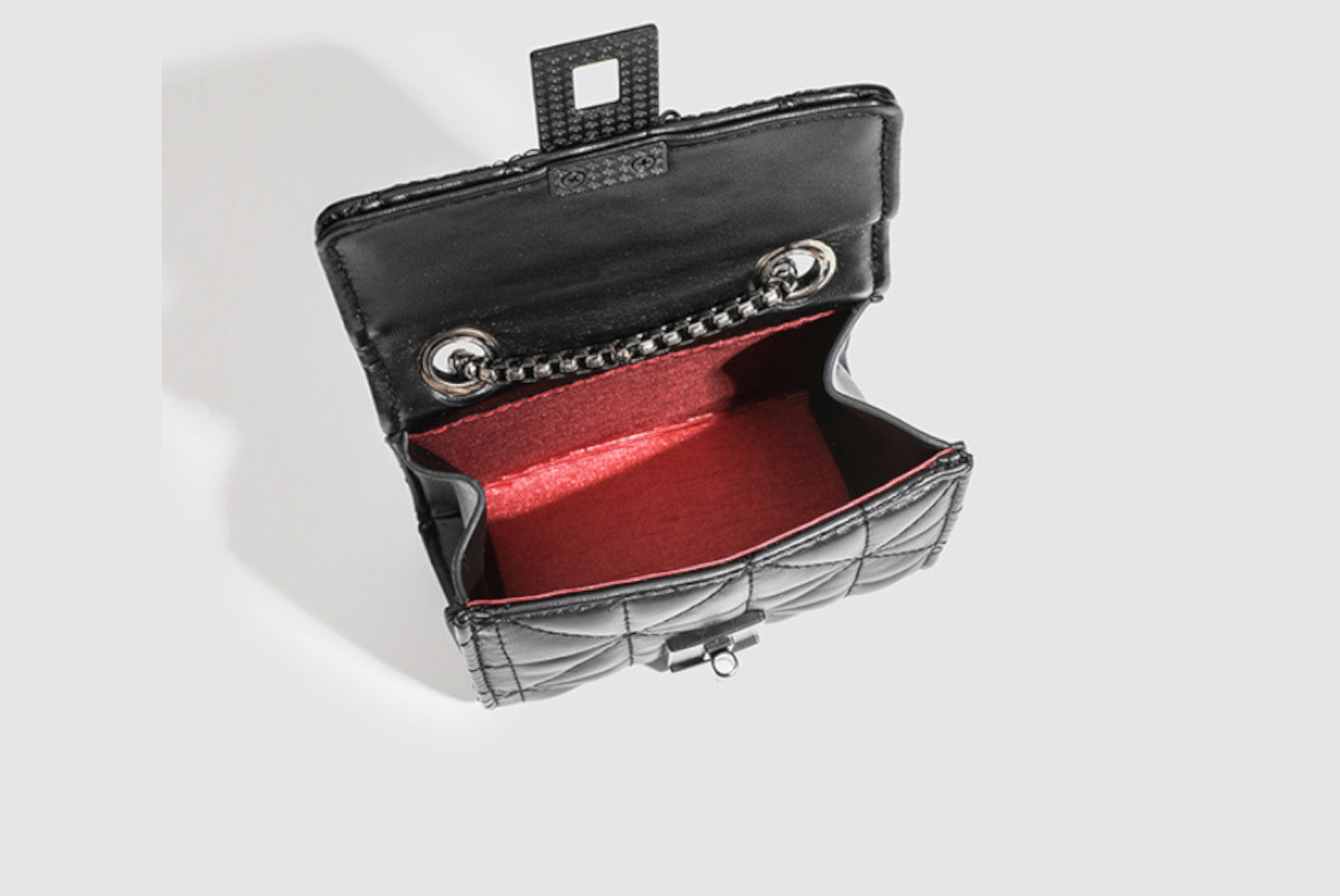 High-End Diamond-Quartz Chain Mini Bag