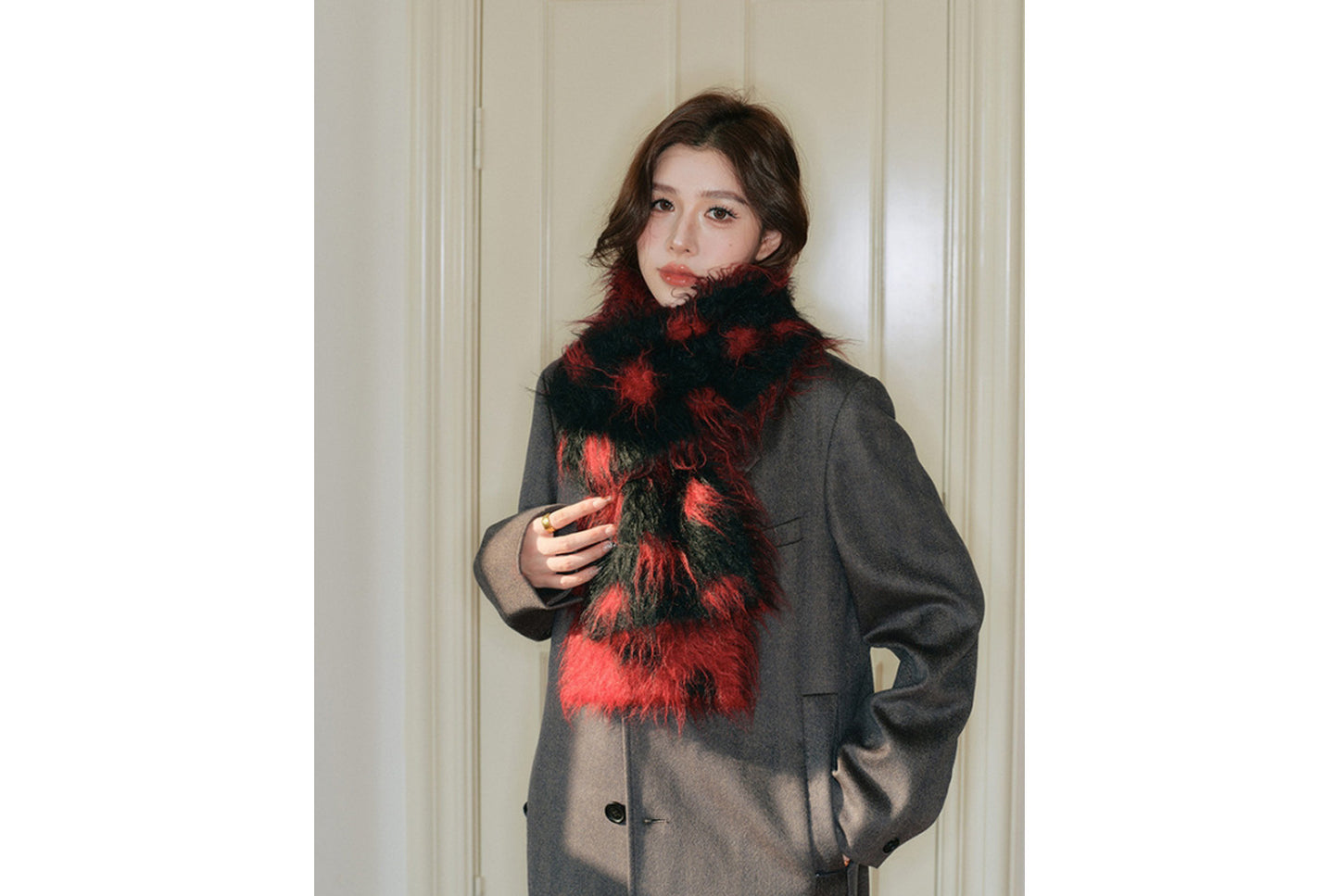 Fashionable Retro Color-Blocked Long-Pile Polka Dot Scarf