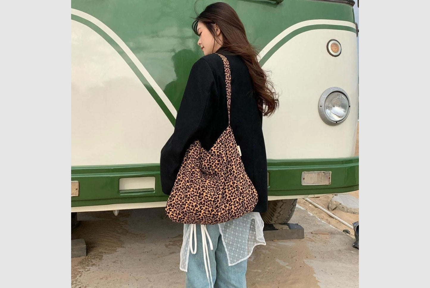 Large Capacity, Versatile Tote Bag