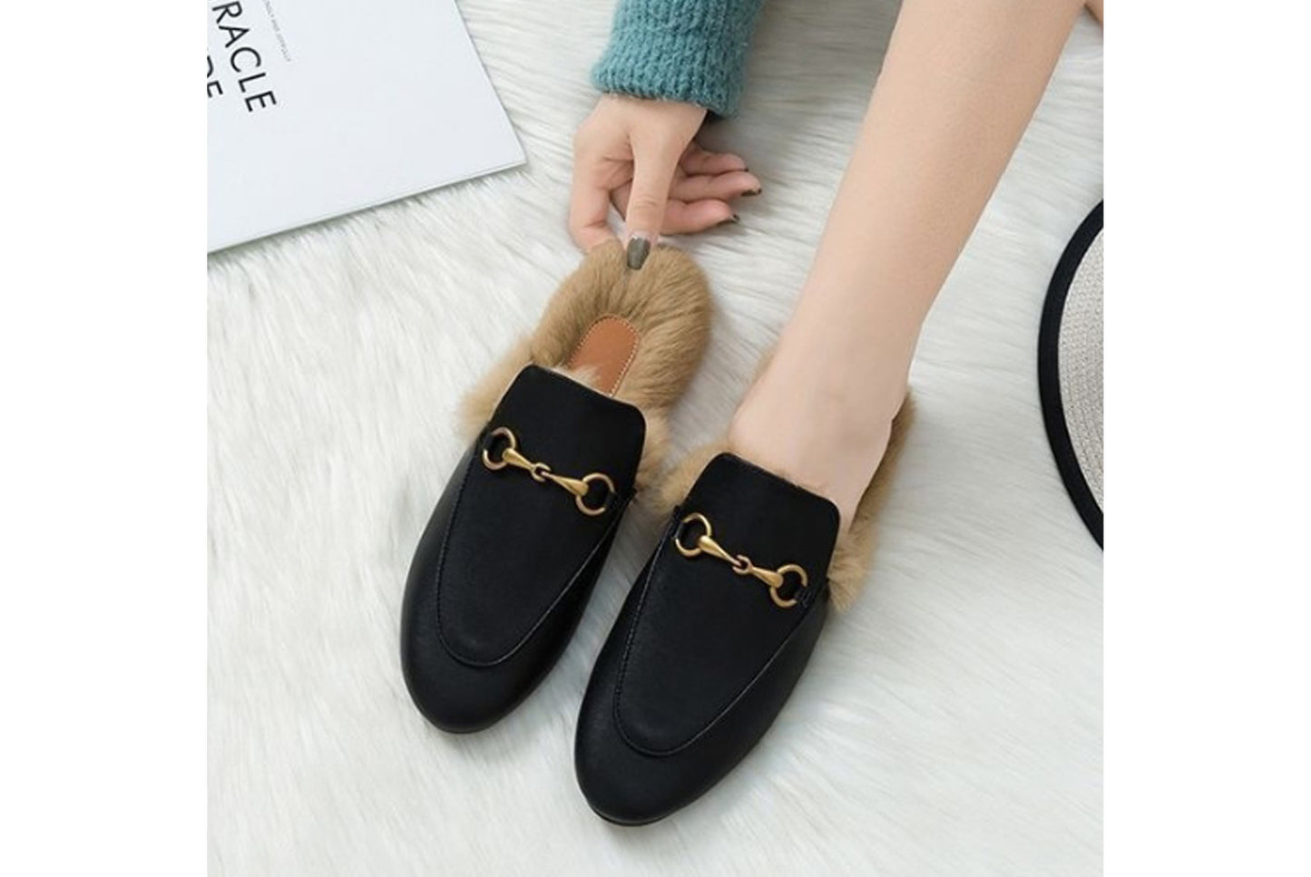 **Autumn/Winter Outerwear Furry Slippers, Stylish Mules**