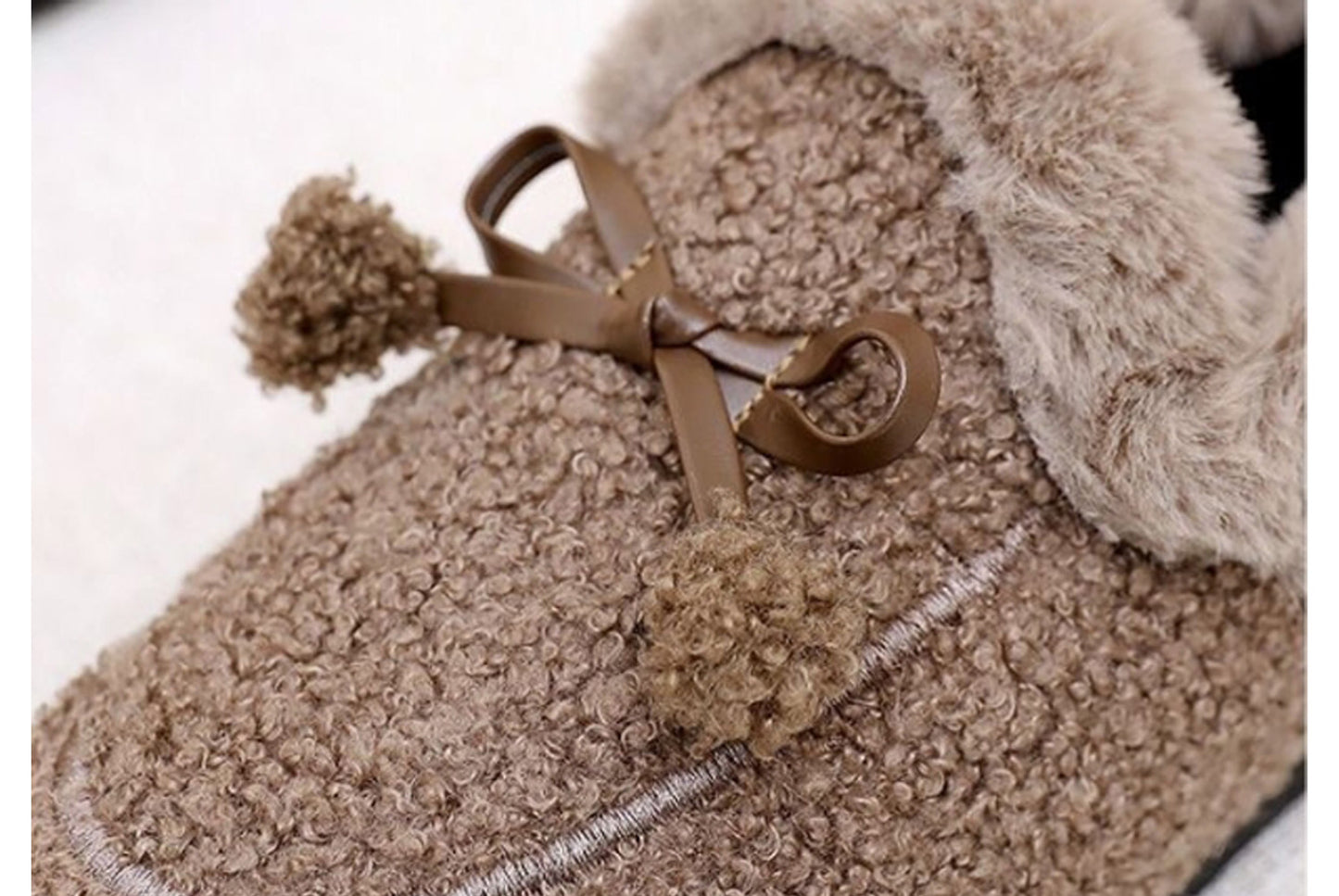 Women's Fleece-Lined Moccasins