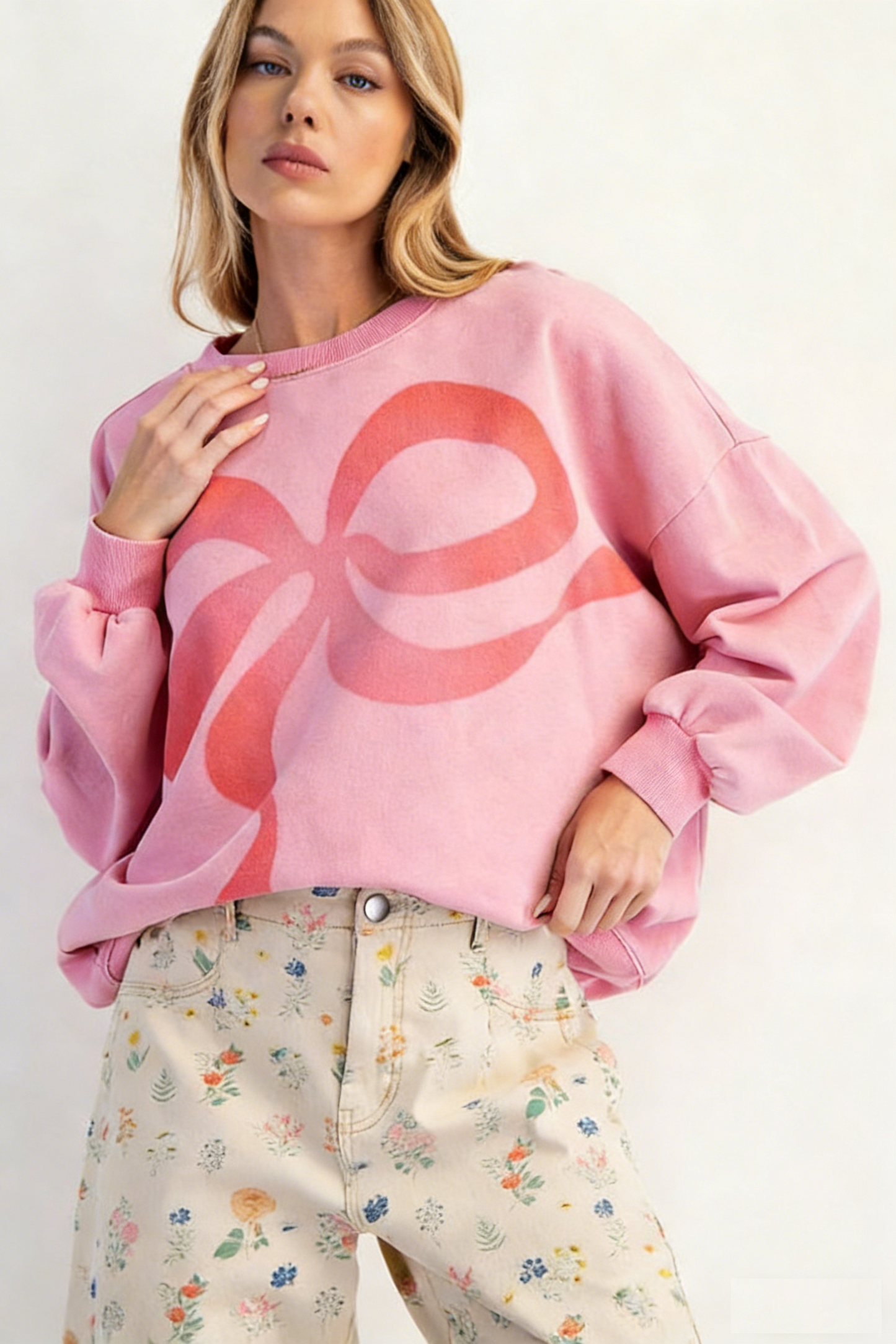 Printed Bow-Tie Crew Neck Pullover Sweatshirt
