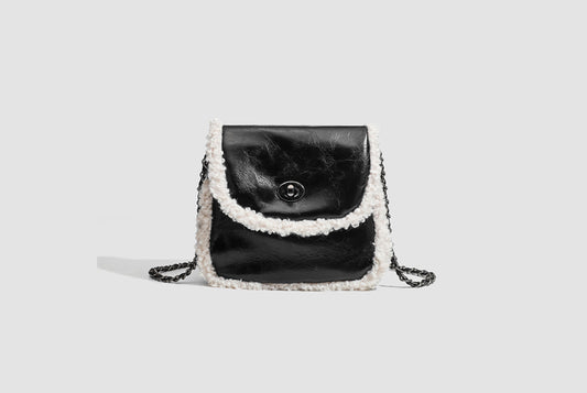 Lambswool Chain Saddle Bag (Black)**