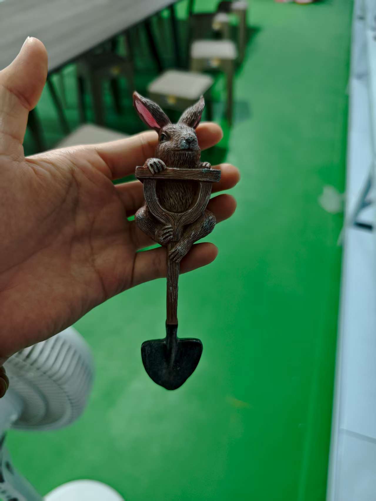 # Shovel-Shaped Dwarf Animal Garden Decor Pegboard