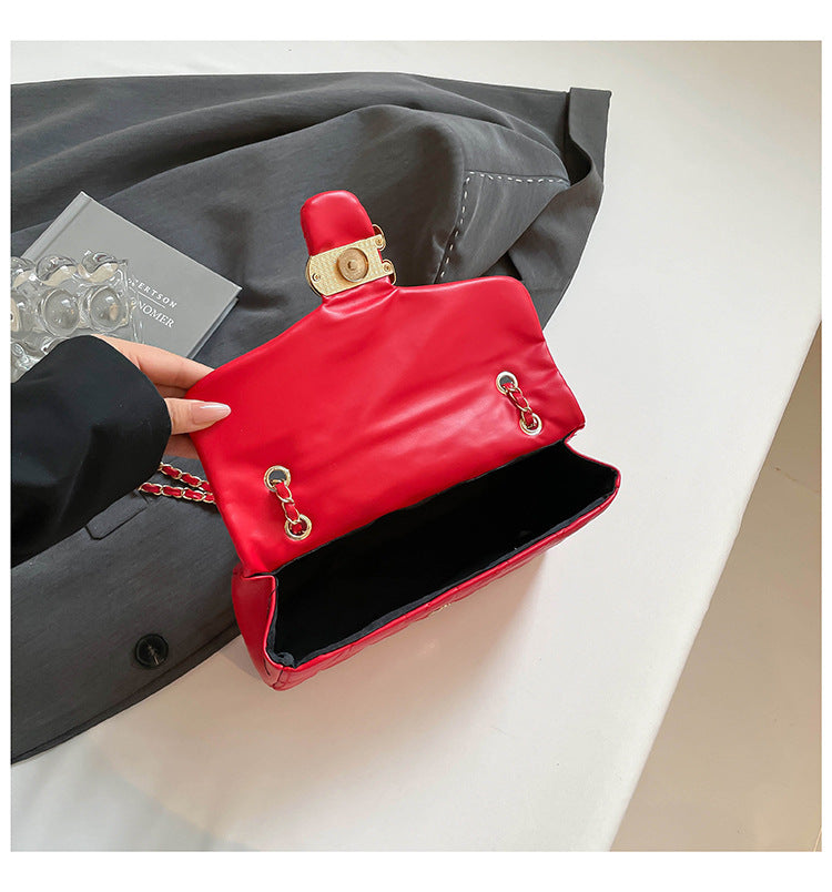 # Quilted Striped Chain Crossbody Bag