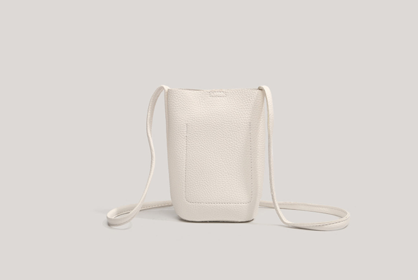 Lightweight and Stylish Crossbody Bucket Bag