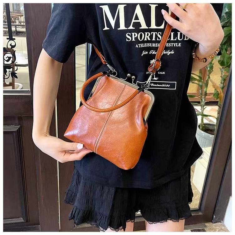 Versatile and Stylish Crossbody Bag