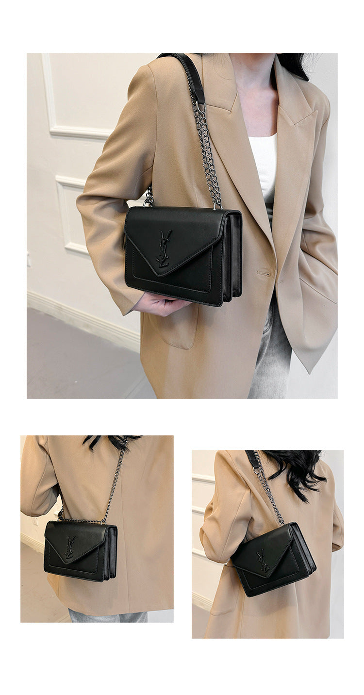 # Classic Versatile Chain Mini Square Bag