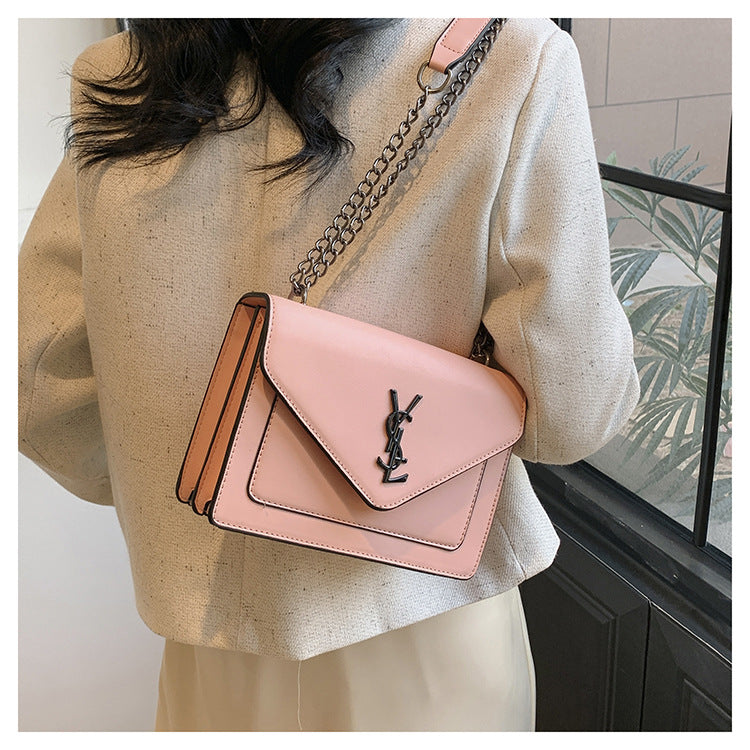 # Classic Versatile Chain Mini Square Bag