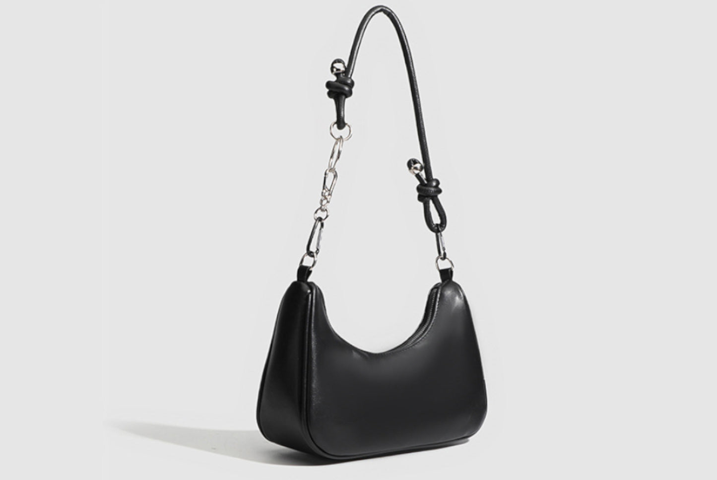 Versatile, stylish shoulder bag