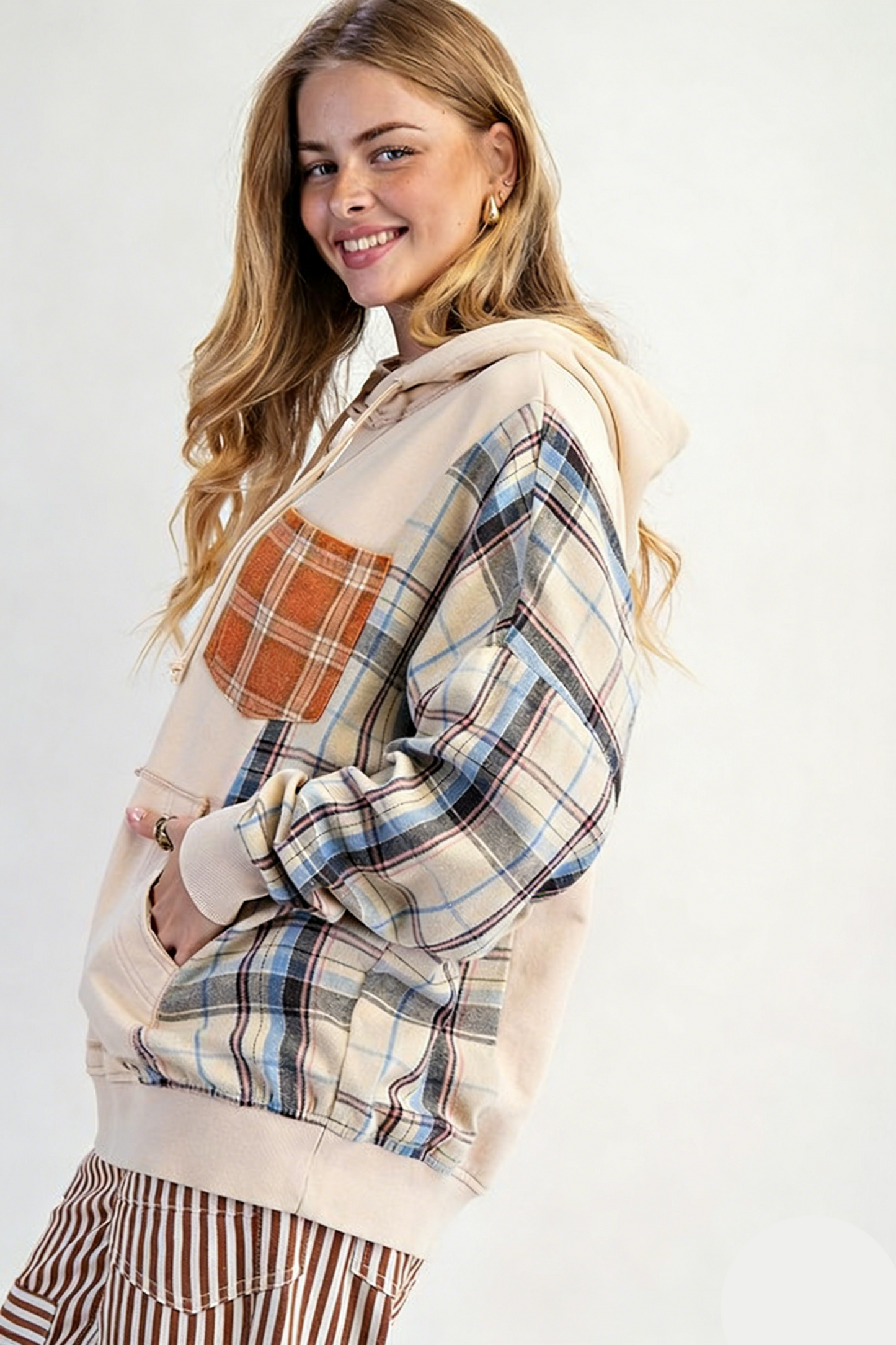Pattern Patchwork Hooded Sweatshirt with Large Pockets
