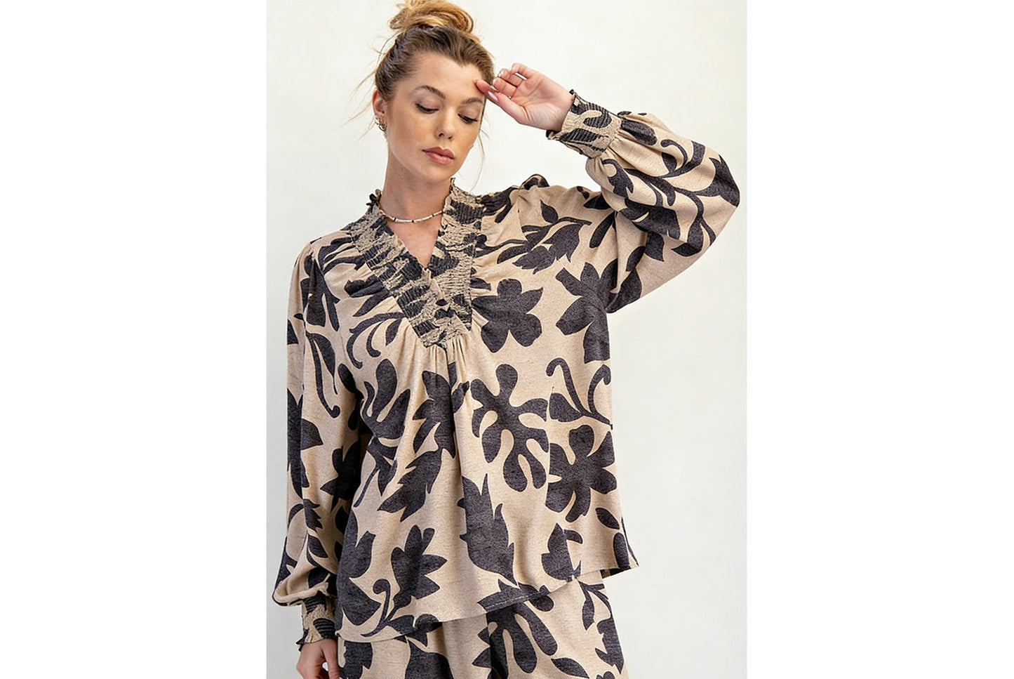 **Floral Print Long-Sleeved Two-Piece Set**