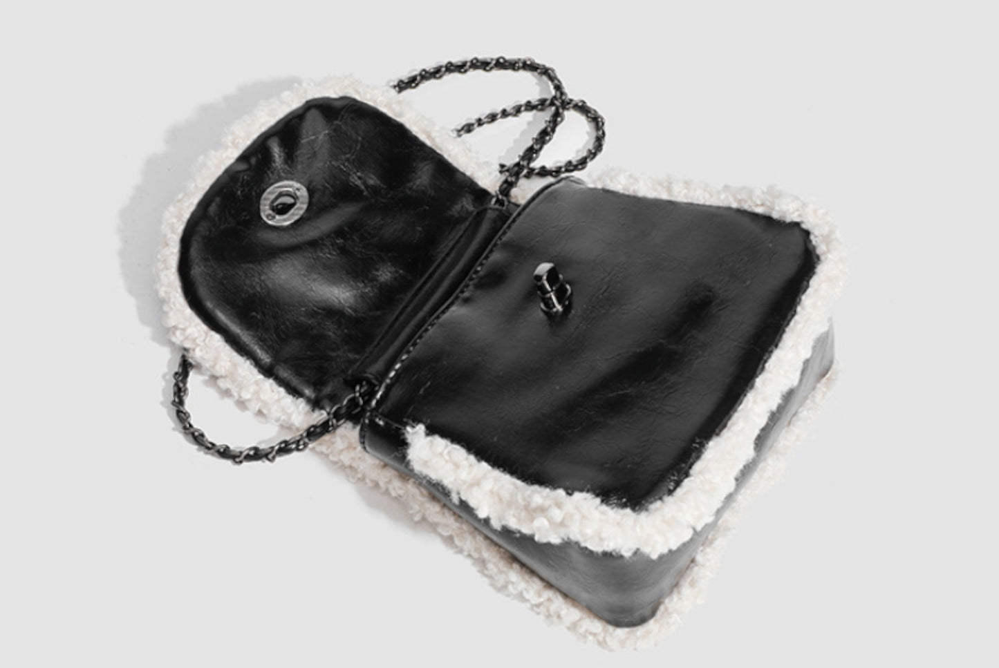 Lambswool Chain Saddle Bag (Black)**