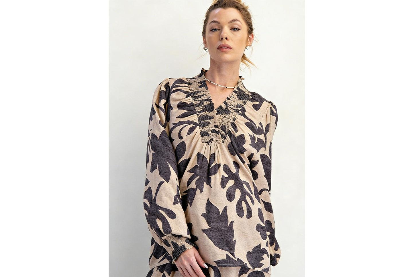 **Floral Print Long-Sleeved Two-Piece Set**
