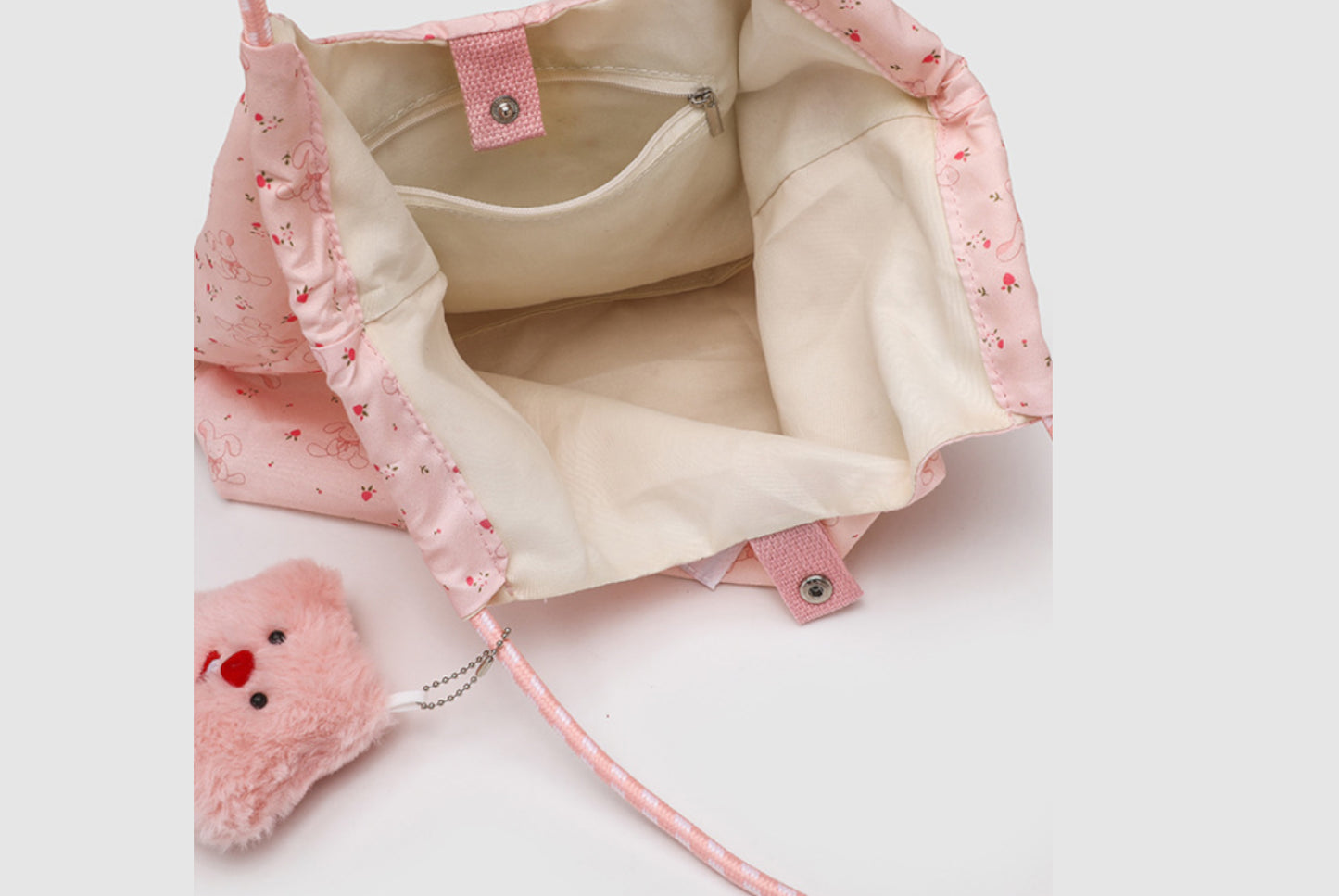 Large-Capacity Tote Bag