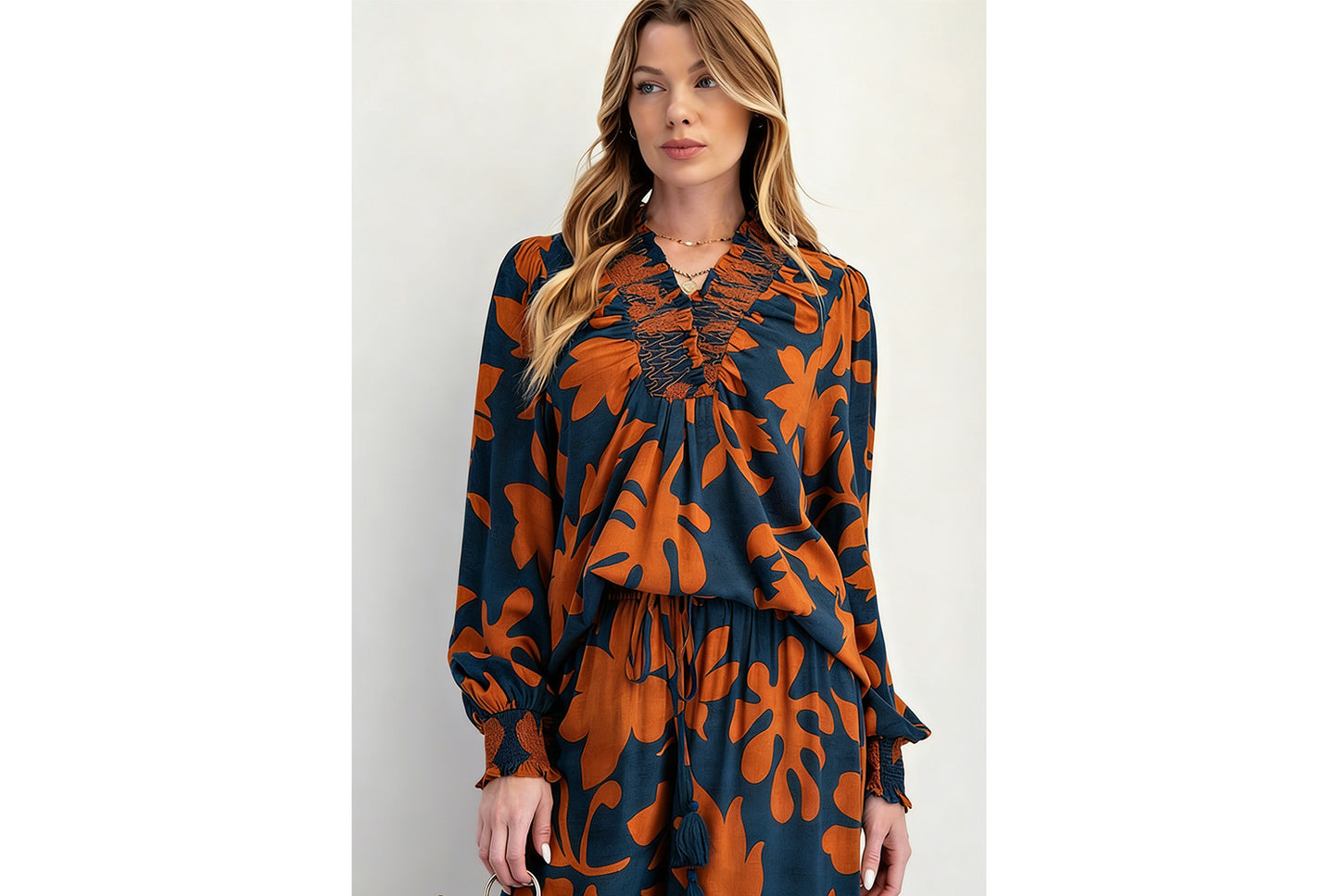 **Floral Print Long-Sleeved Two-Piece Set**