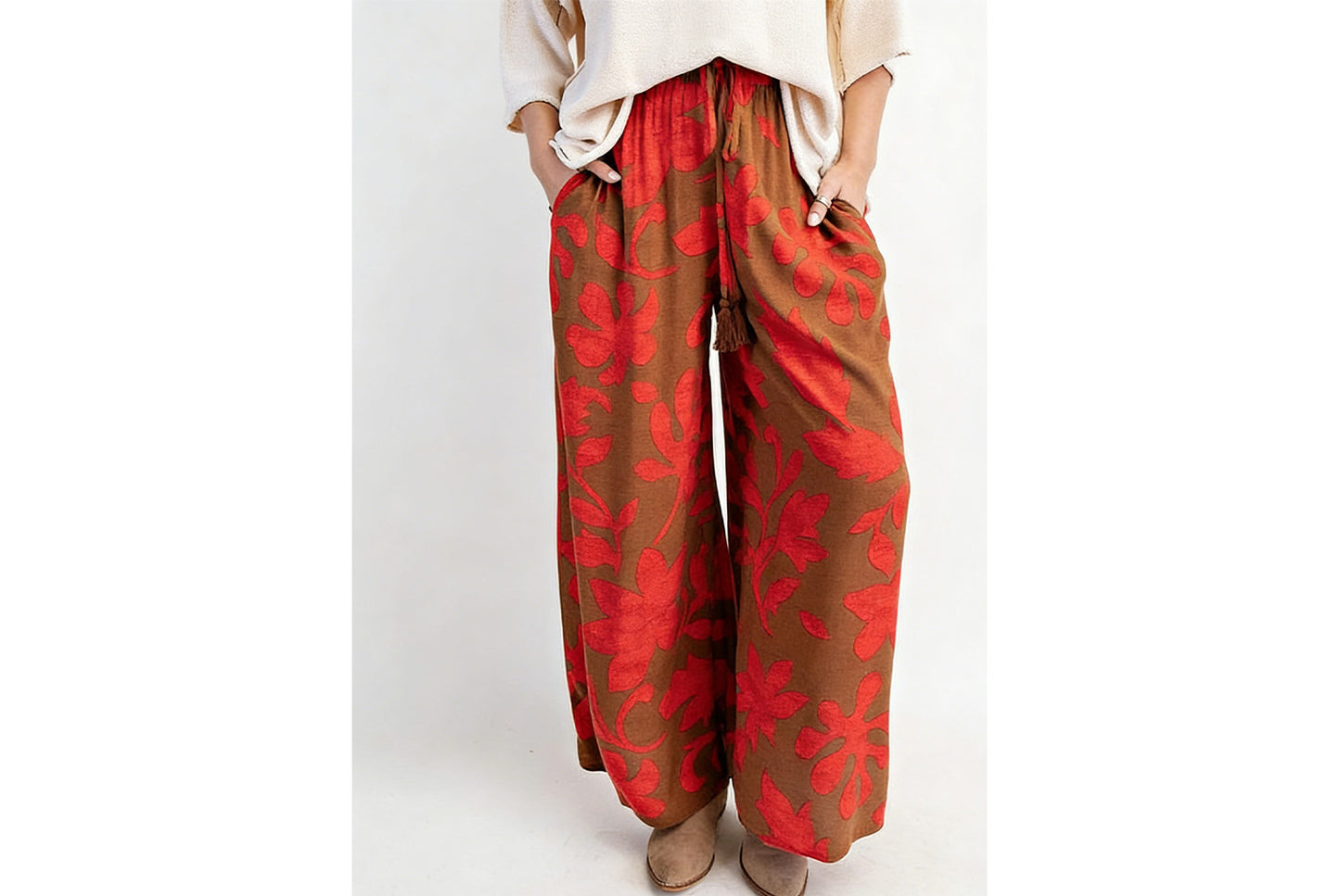 **Floral Print Long-Sleeved Two-Piece Set**