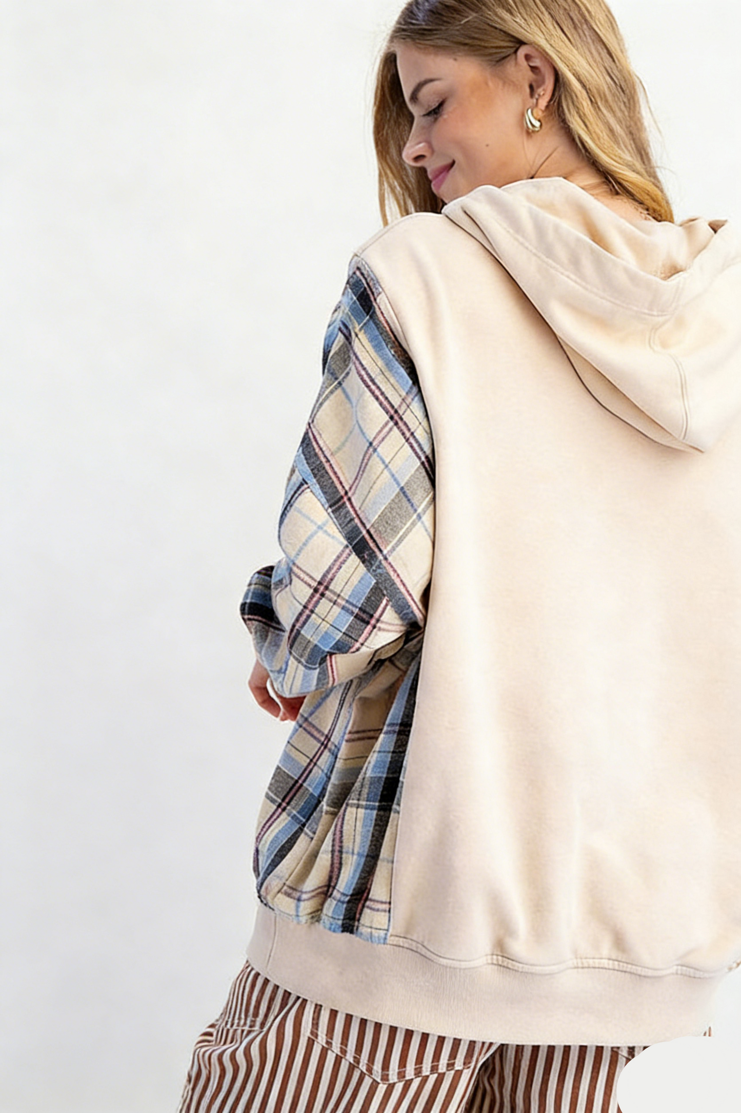Pattern Patchwork Hooded Sweatshirt with Large Pockets