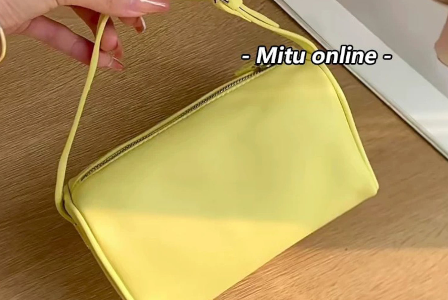 Retro, Minimalist Handbag