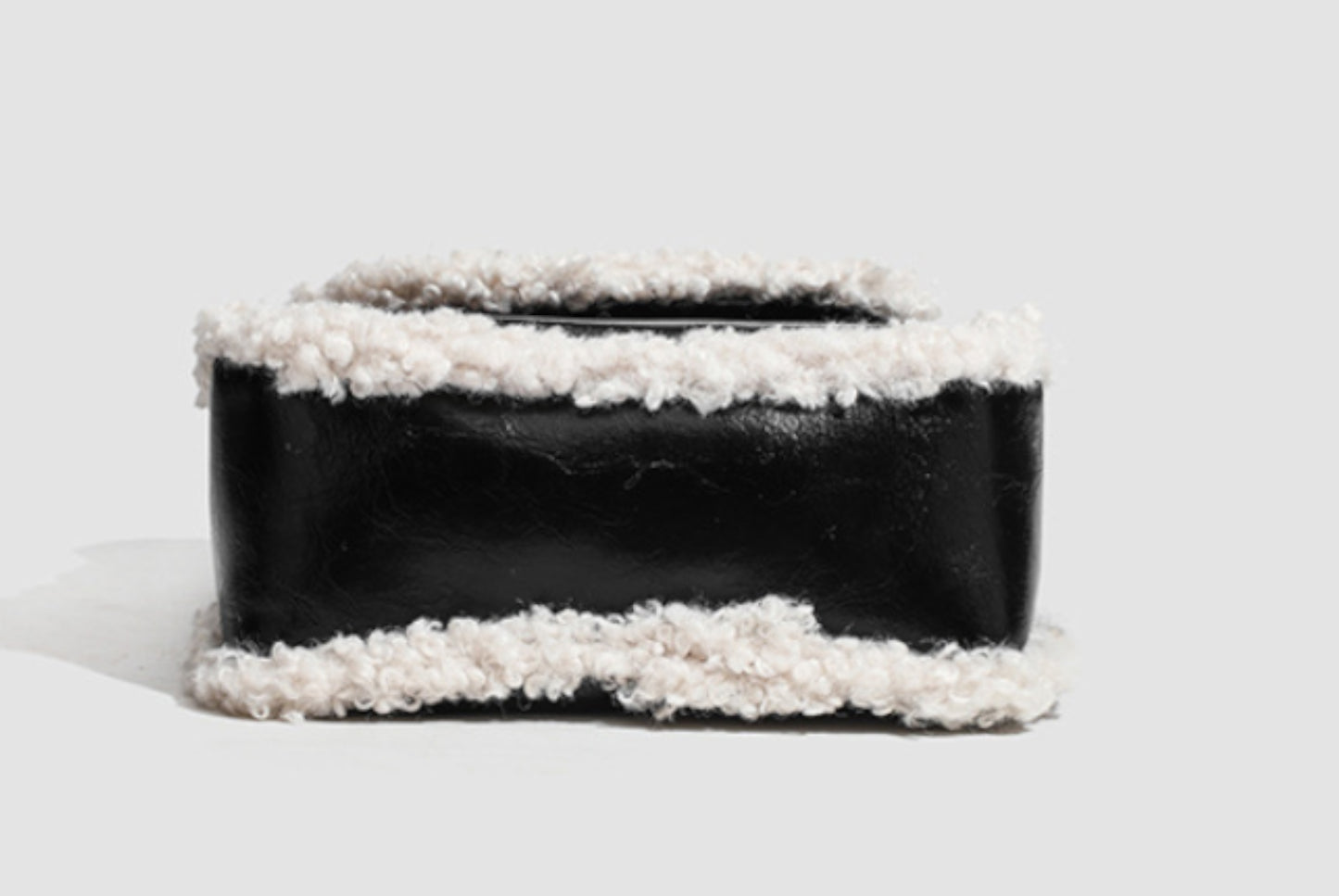 Lambswool Chain Saddle Bag (Black)**