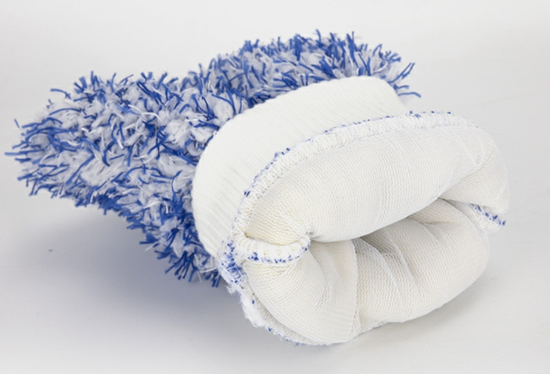 **Microfiber Car Wash Gloves**