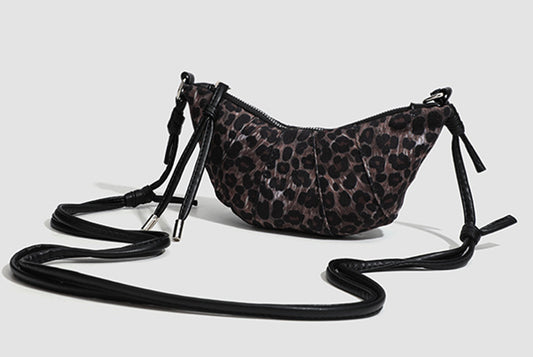 Retro Versatile Crossbody Bag