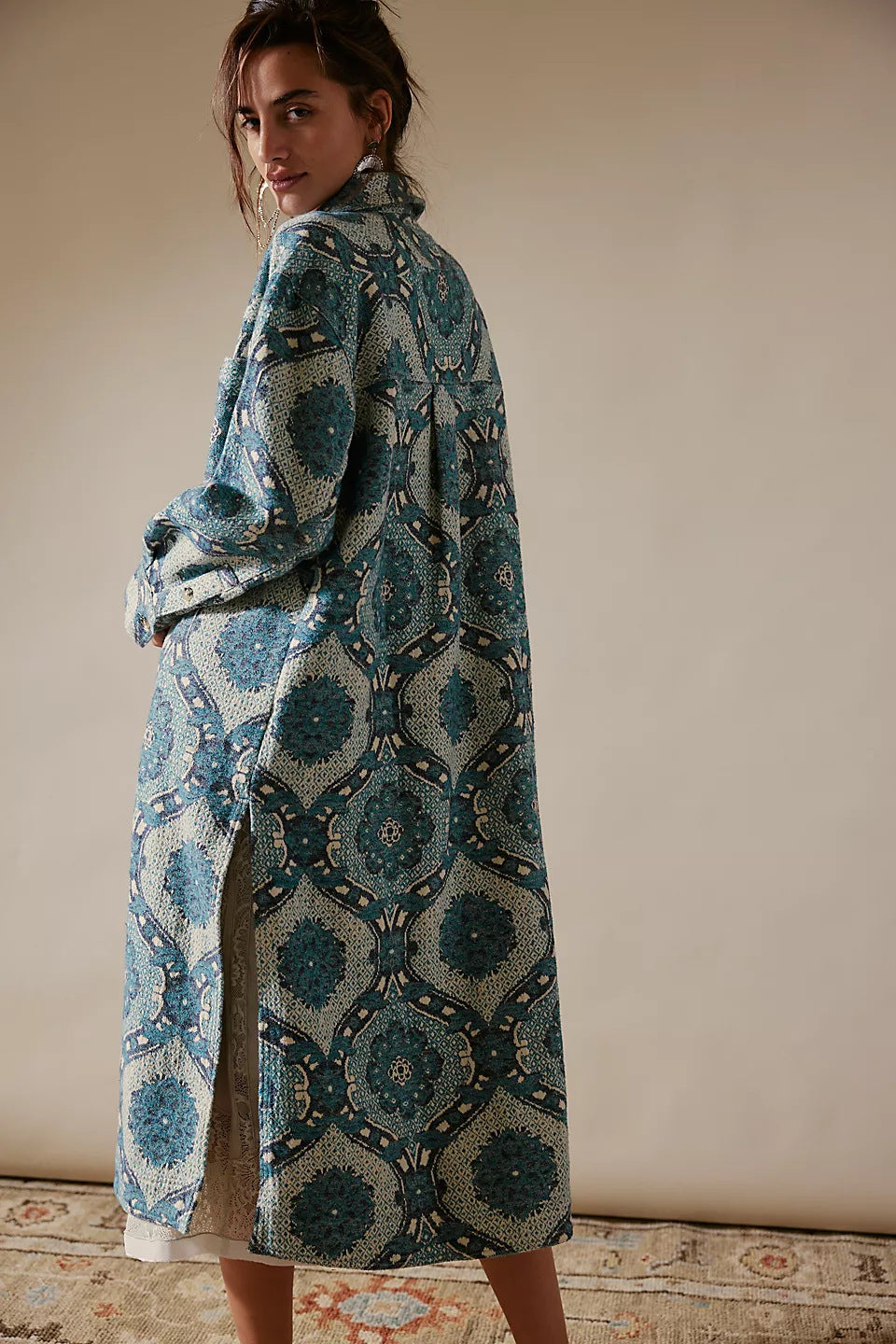 Long-Lapel Single-Breasted Shirt Jacket