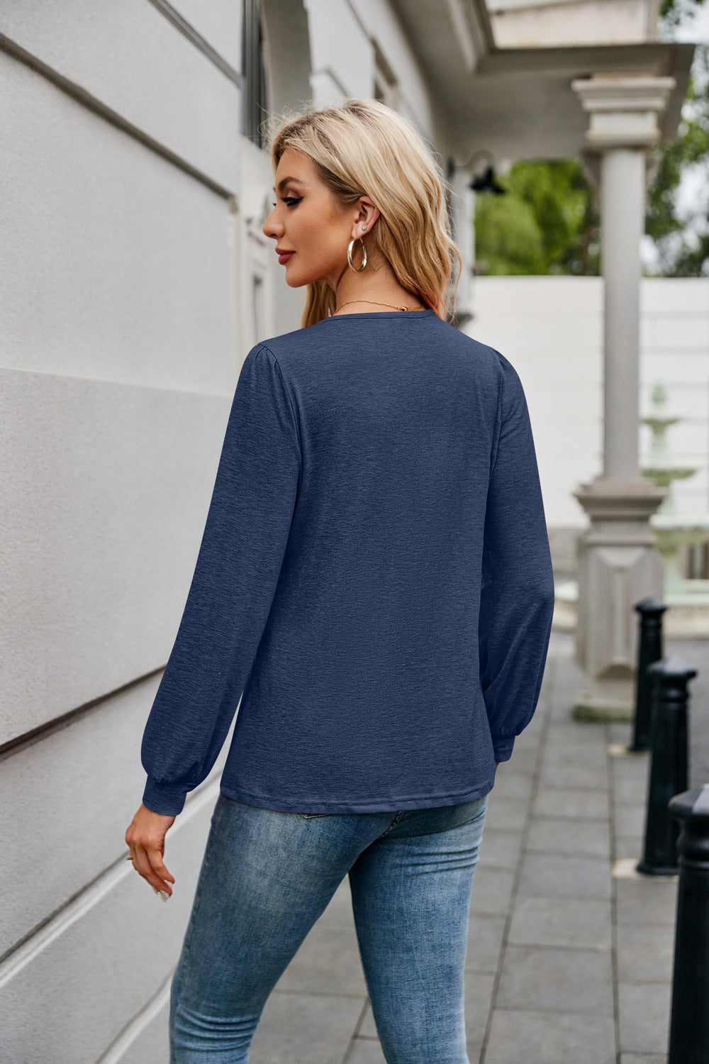 V-Neck Solid Color Long-Sleeve T-Shirt