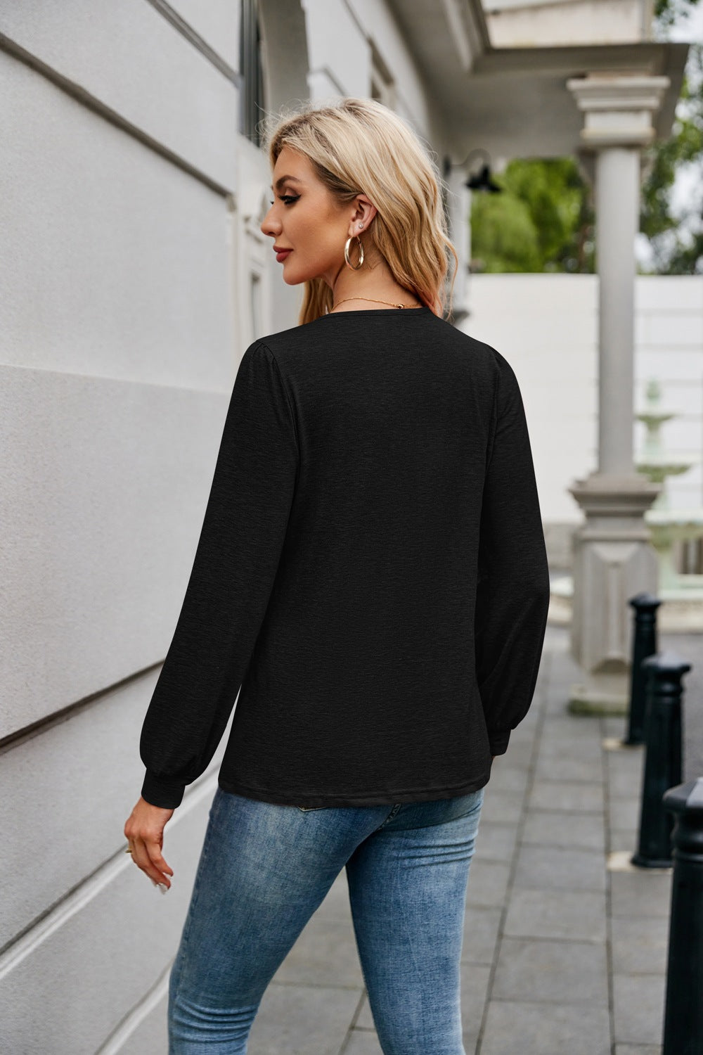 V-Neck Solid Color Long-Sleeve T-Shirt