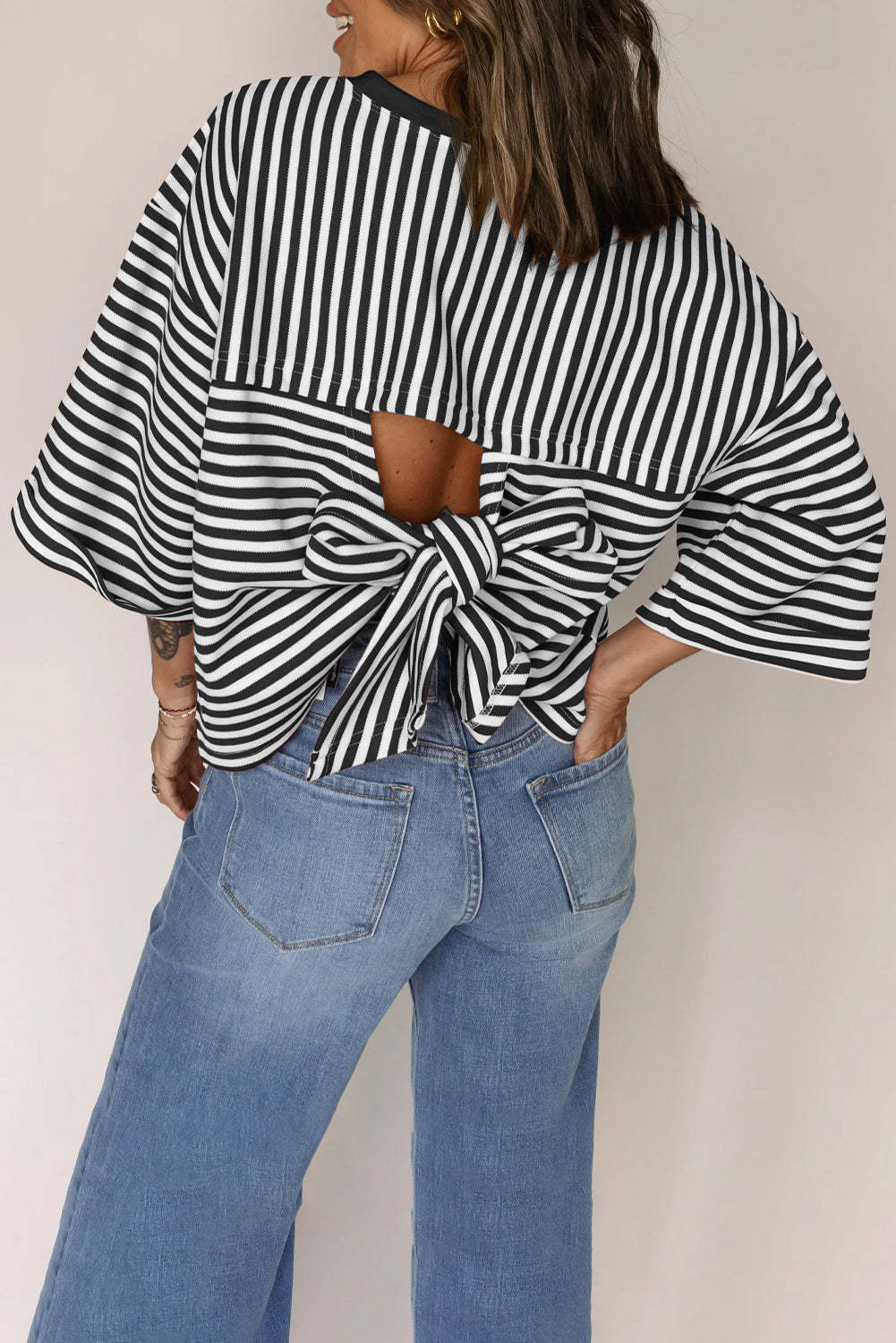 Women's Round Neck Striped Knit Top