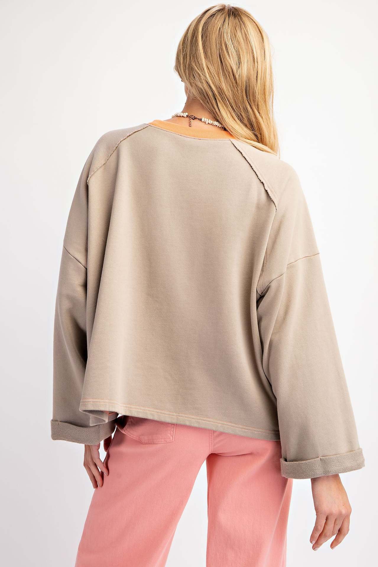 Women's Color-Blocked Floral Appliqué Sweatshirt