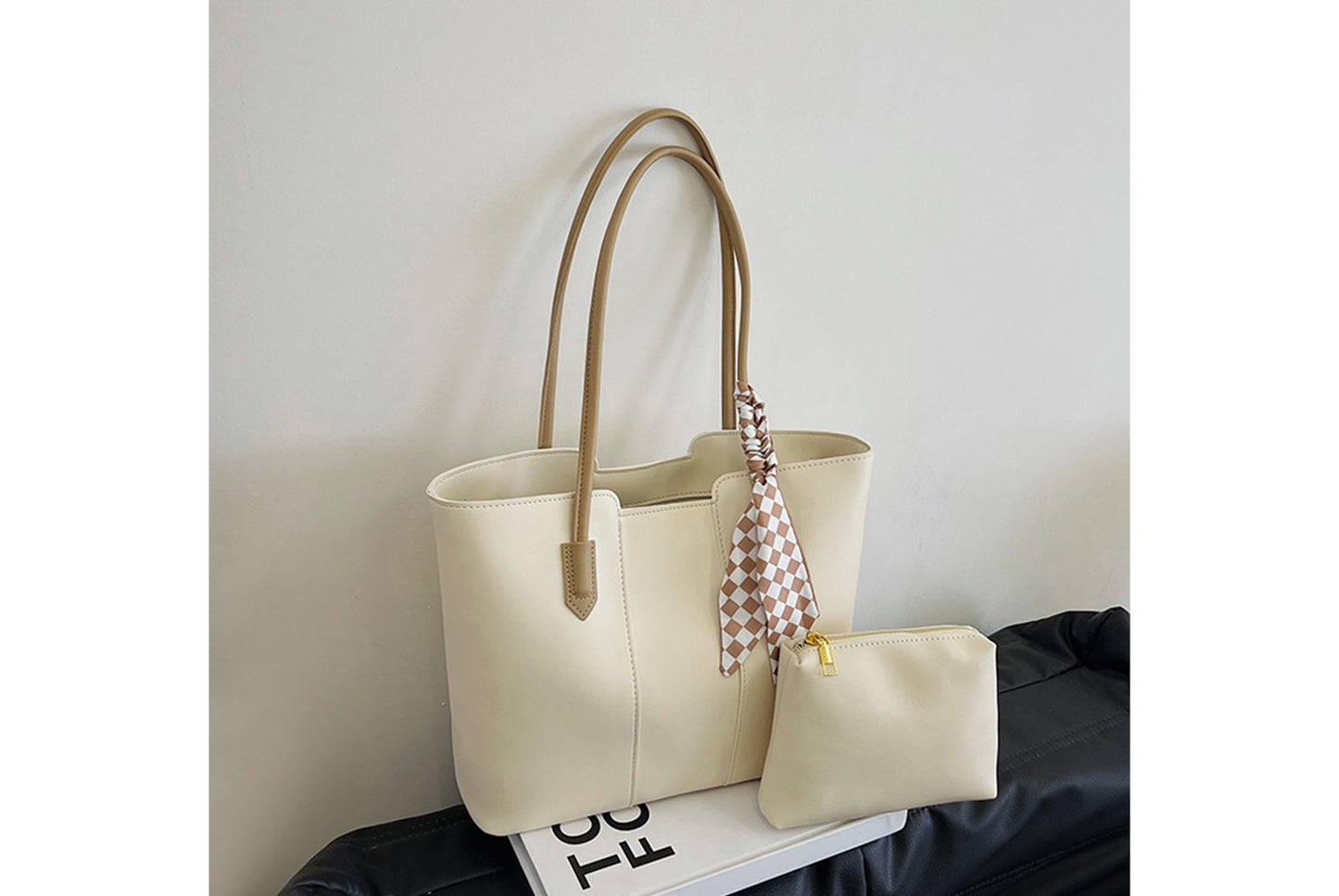 Simple and Versatile Tote Bag