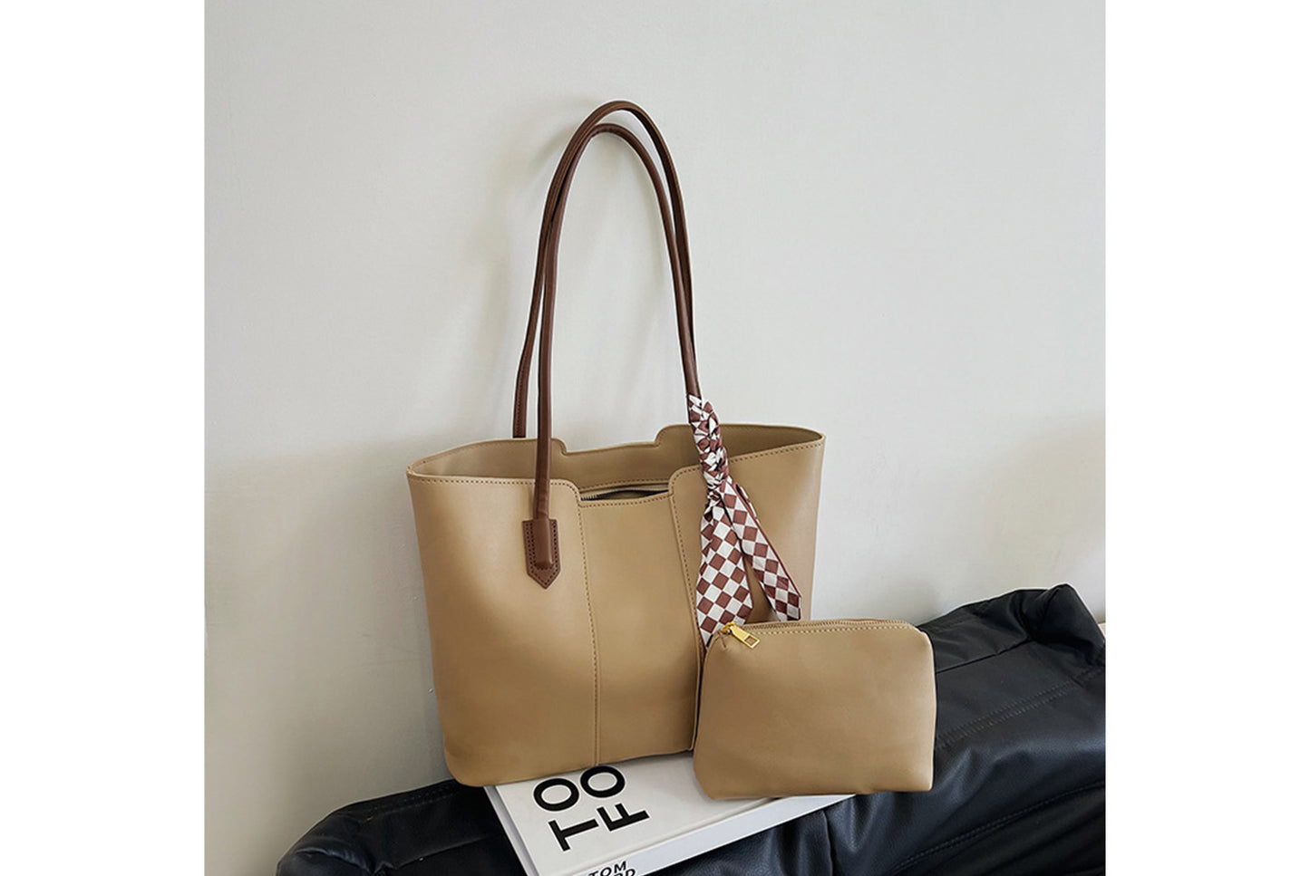 Simple and Versatile Tote Bag