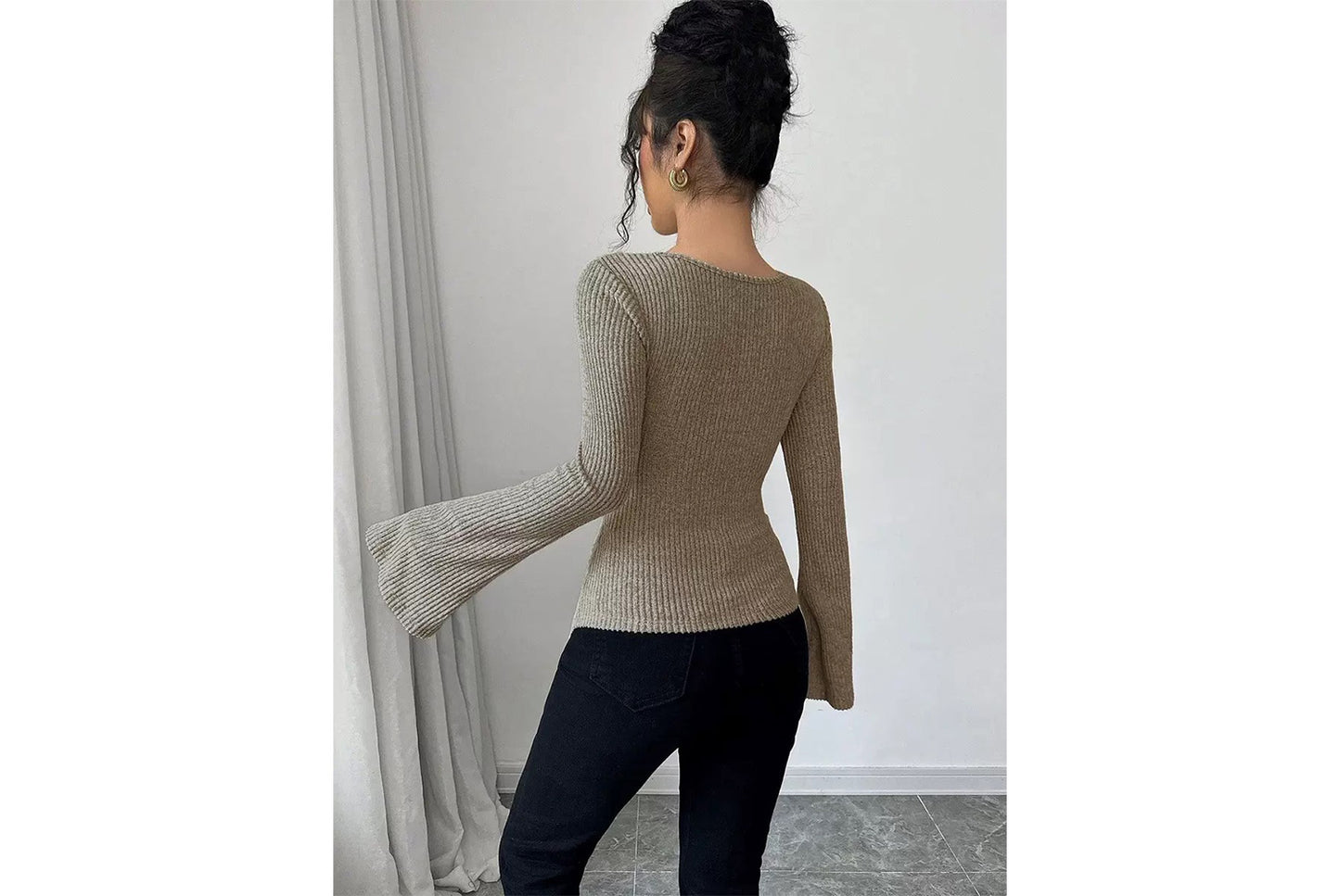 Slim Fit Long-Sleeve Knit Top