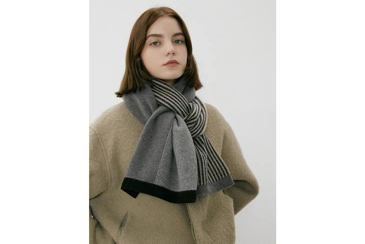 Retro Chic Knitted Scarf (Winter Couple Warm Scarf)